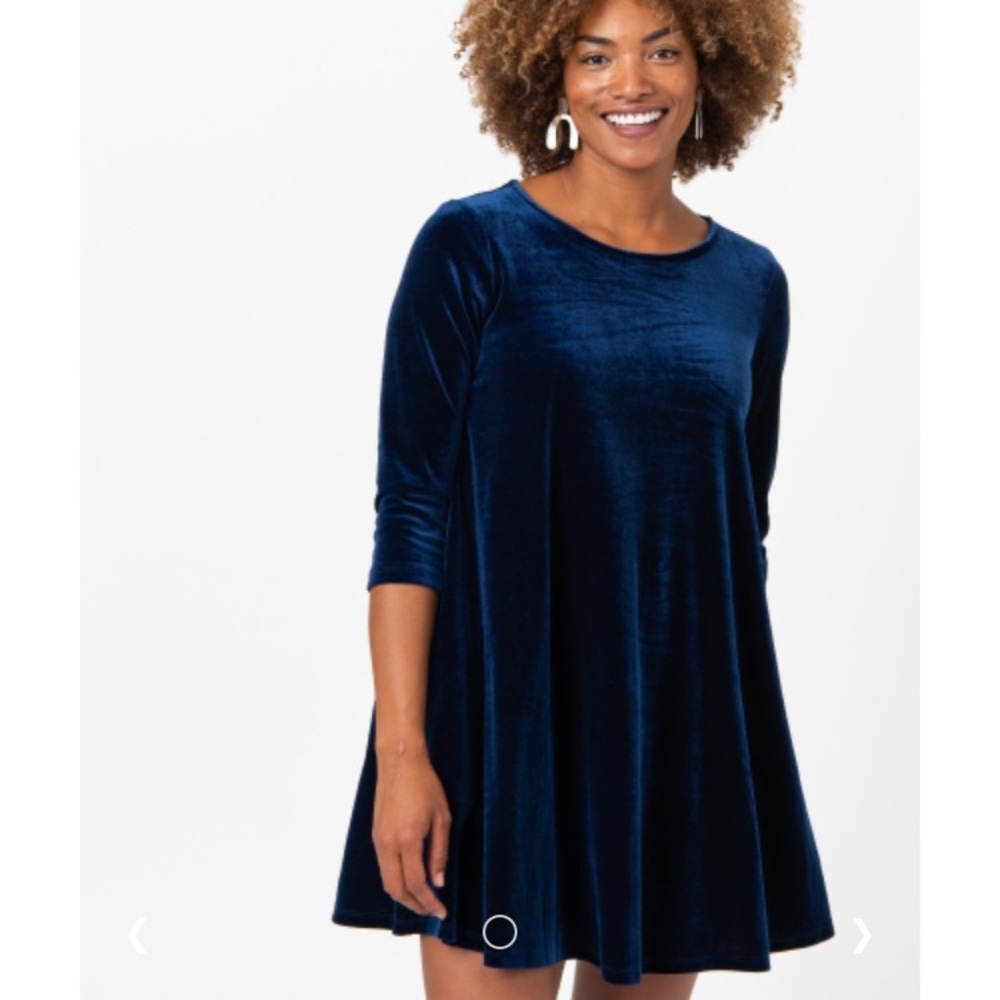 Agnes & Dora 3/4 Sleeve Sapphire Velvet Tunic